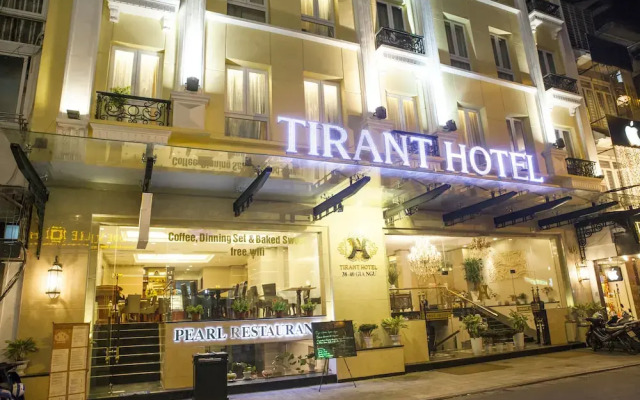 Tirant Hotel вид на фасад