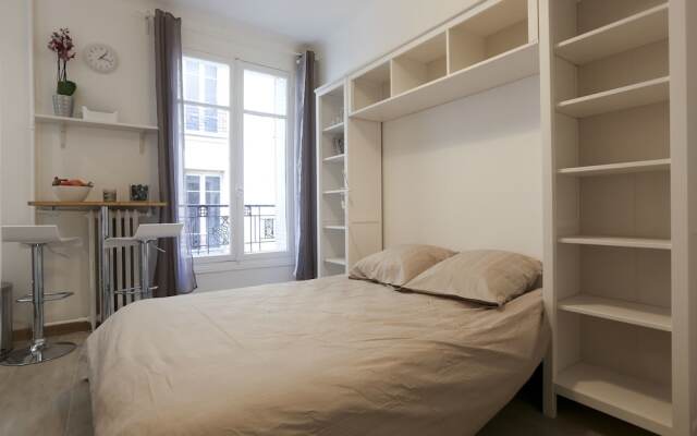 Апартаменты Renovated Studio for 2 комната для гостей