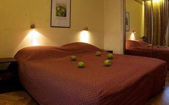 Green Apple