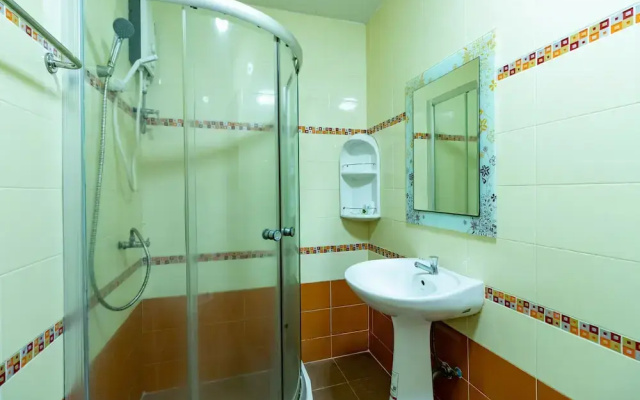 Tonrak Apartment