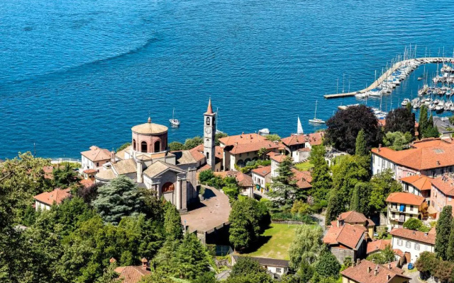 The Modern Apartment In Stresa