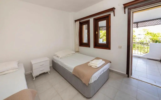 House With Sea View Near Camel Beach in Bodrum