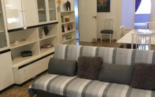 Marina House 2
