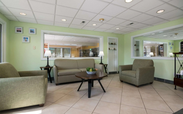 Quality Inn Little Creek