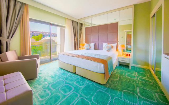 Отель Horus Paradise Luxury Resort & Club