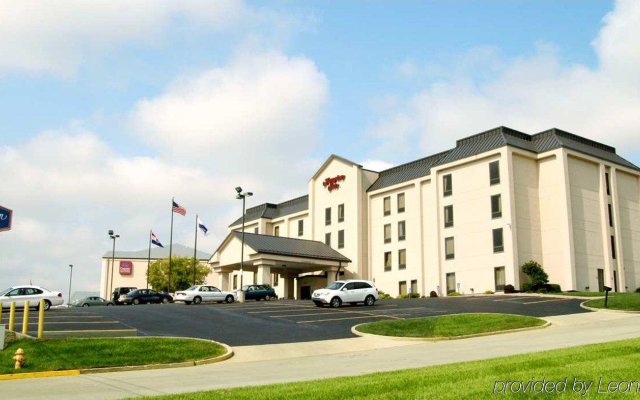 Hampton Inn Jefferson City at Capital Mall in Jefferson City, United States of America from 158$, photos, reviews - zenhotels.com hotel front