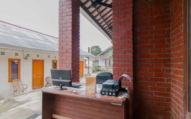 SPOT ON 2750 Ayu Homestay Syariah