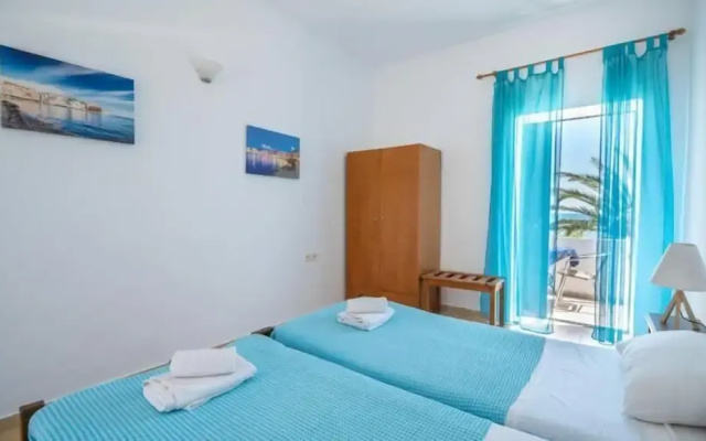 Milos Studios & Beach House