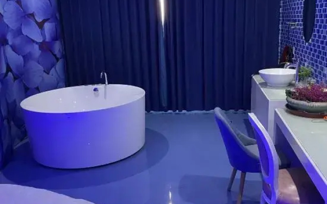 Poyang Yishang · Wanjing Business Hotel