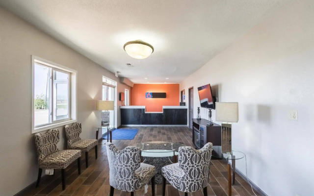 Motel 6-Mattoon, IL