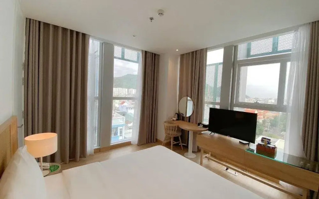 Hai Au Bien Cuong