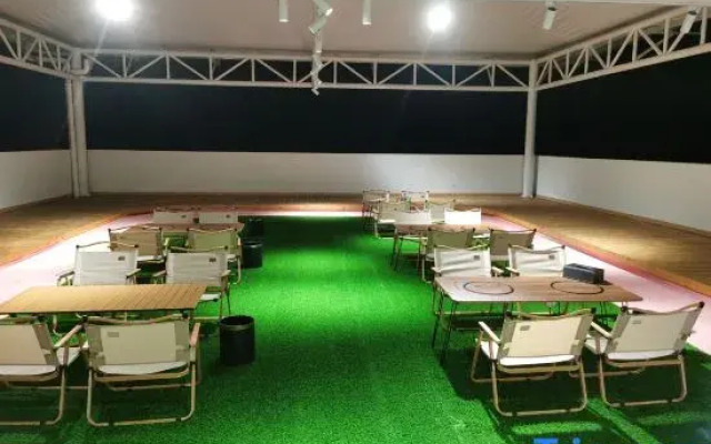 Qingcheng · Fange Private Hot Spring Vacation Apartment (Qingchengshan High-Speed Railway Station)
