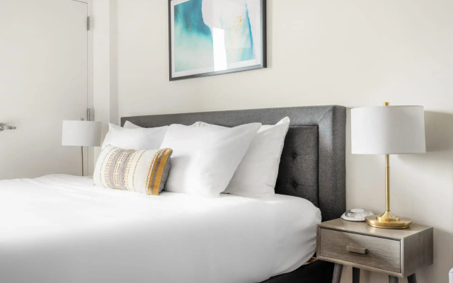 Chicago | Lovely Studio South Loop Apartment