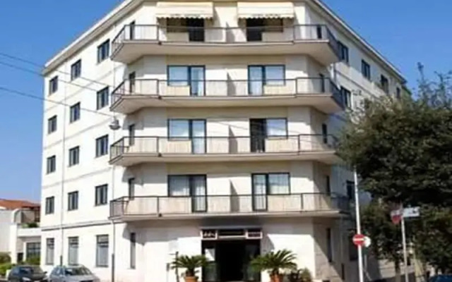 Hotel Astoria Альберобелло вид на фасад