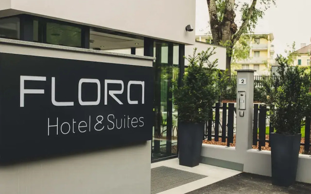 Flora Hotel & Suites Меран вид на фасад