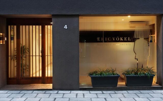Отель Eric Vökel Boutique Apartments - Madrid Suites Испания, Мадрид - отзывы, цены и фото номеров - забронировать отель Eric Vökel Boutique Apartments - Madrid Suites онлайн вид на фасад