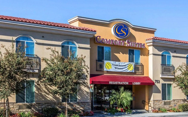 Comfort Suites Near City Of Industry Los Angeles La Puente