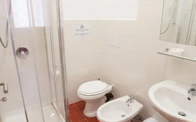 Central Rooms 128