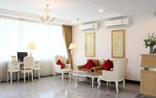 Romance Hotel Srinakarin