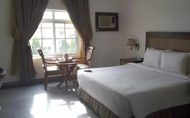 Immaculate Royal Int'l Hotel Owerri