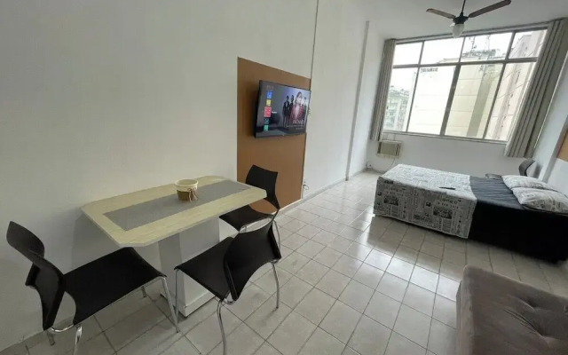 SUH Copacabana 60 Cozy Studio