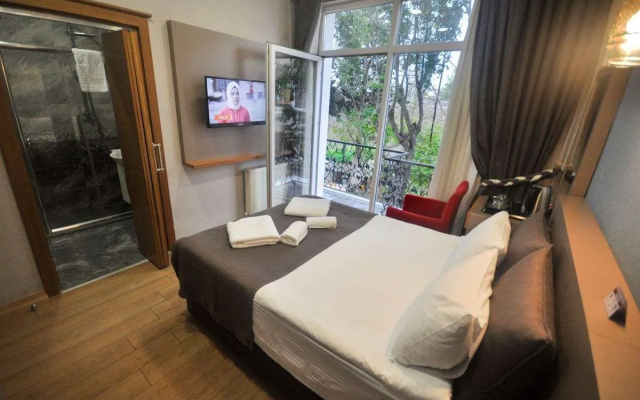 Blue Inn Hotel