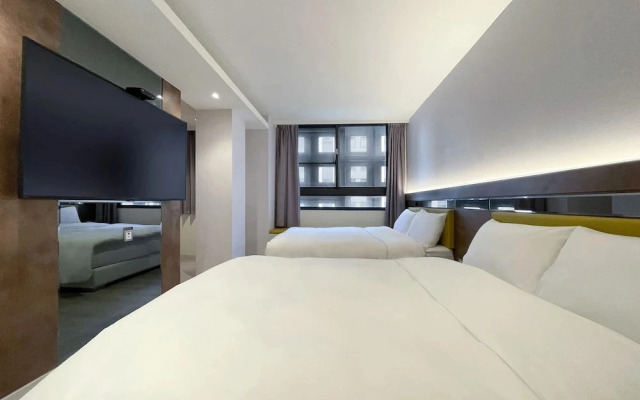 CHECK inn Taichung Qinghai