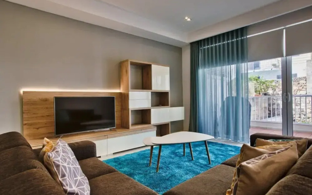 Malta s Stylish Holiday Home in Mellieha