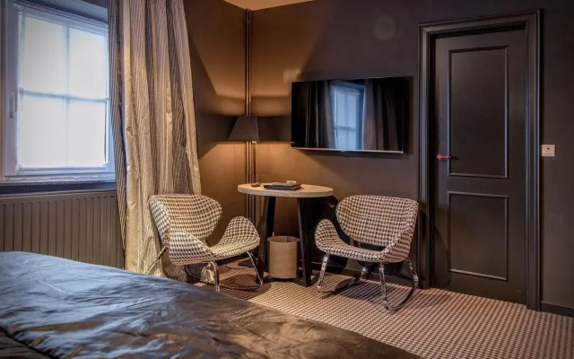 Hotel Jean De Boheme