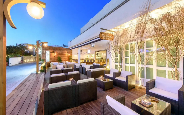 Despoina Apartments by Estia