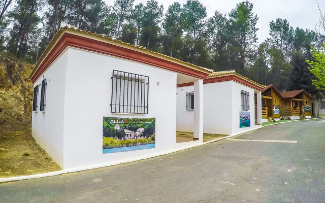 Отель Bungalows Rafting Benamejí вид на фасад