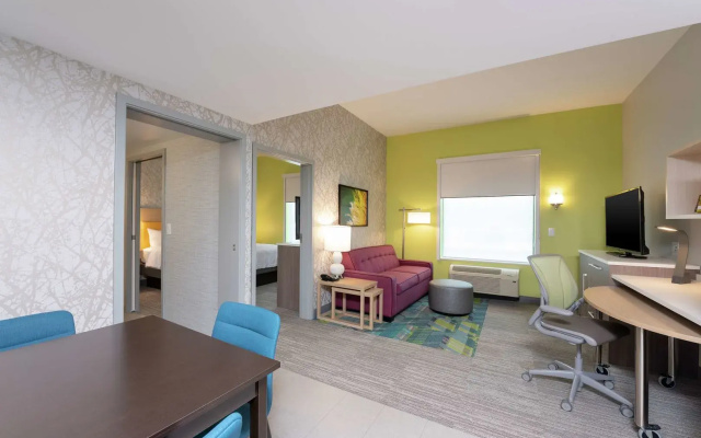 Home2 Suites by Hilton Indianapolis Airport