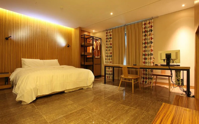 Life Style L Hotel