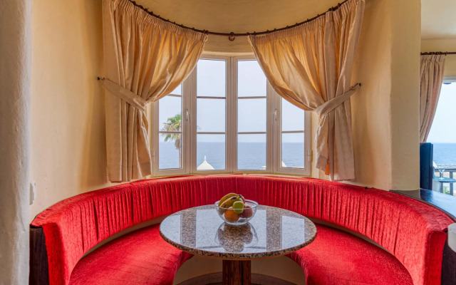 Altamar  52 with balcony&pool By CanariasGetaway