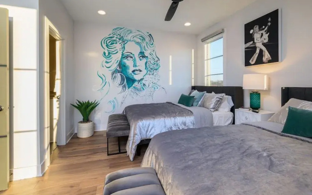 Music City Luxe