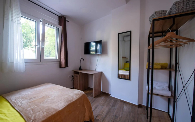 Lemon Garden Stylish private apartment