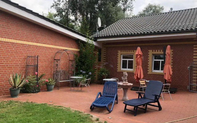 Haus Brückenkopf Ferienhäuser und Ferienwohnungen direkt am Wasser