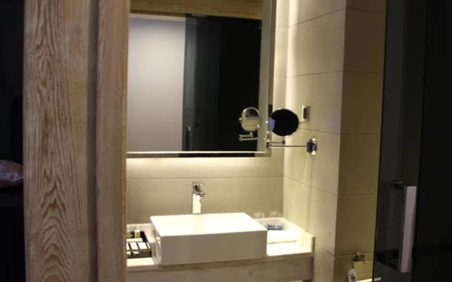 Howdy Smart Hotel