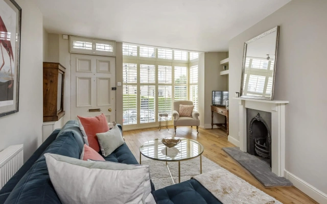 Divine Georgian Townhouse in the Heart of Bath
