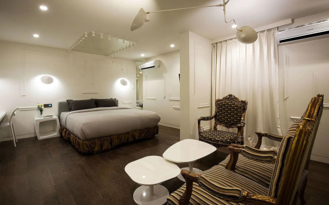 Nineth Hotel комната для гостей