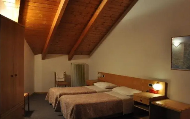 Albergo Ideal