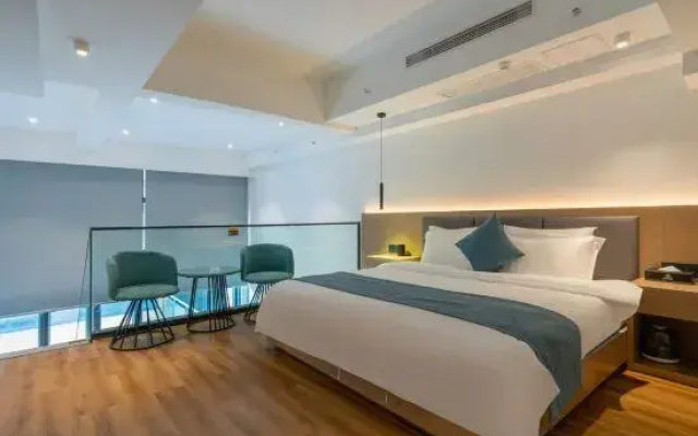 Luzhou Sky City Hotel
