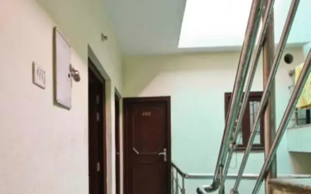 Hotel Vanshika Palace