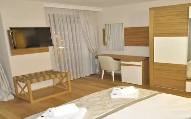 Shah Inn Hotel