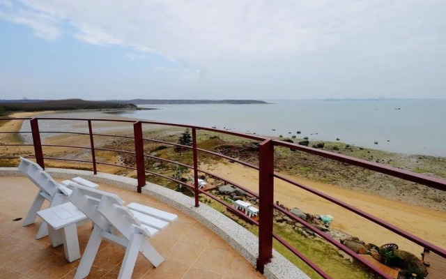 Migrator Intertidal Homestay