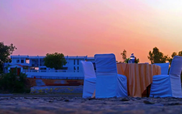 ShriGo Ganga Village Resort Spa