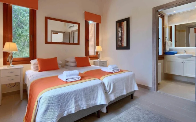 Villa 327 - Galinios