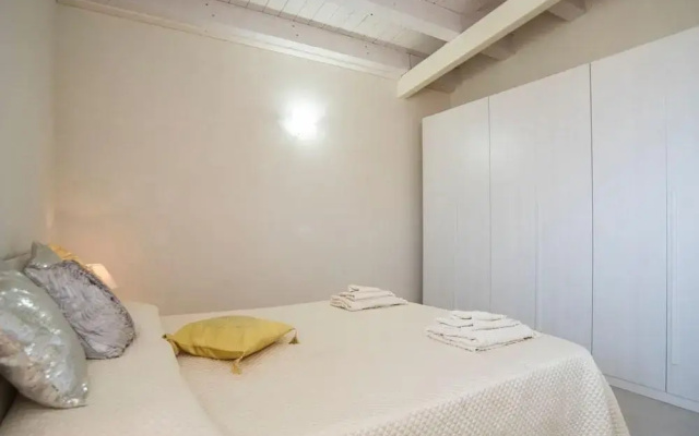 VIlla White