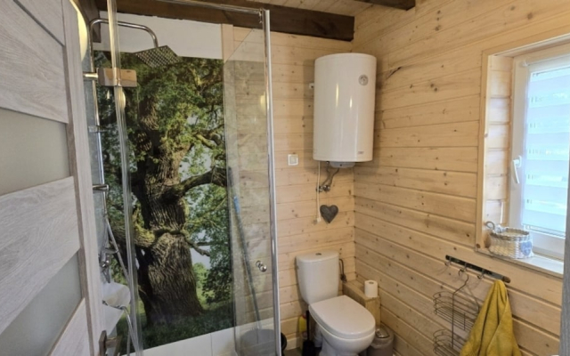 Large Holiday Home, Sauna, Jacuzzi, Salt Cave