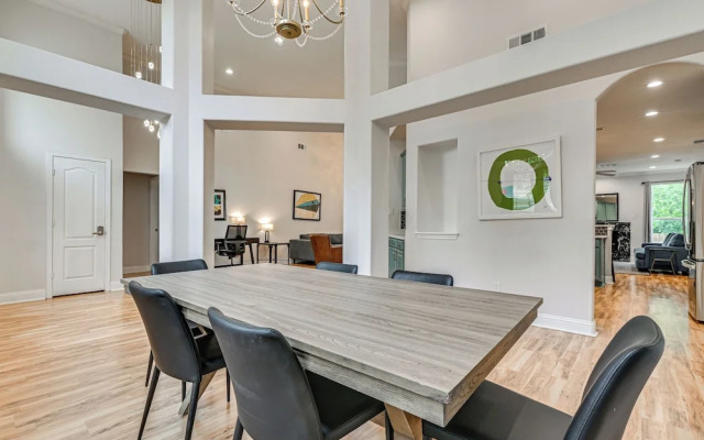 Fire Pit + Spacious Yard: Irving Family Home